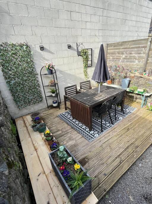 Just The Splott! Sleeps 6, 8 Mins To Stadium. Cardiff Exterior photo